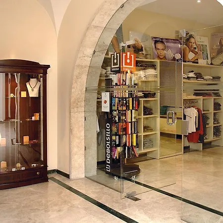 Hipocrates Curhotel