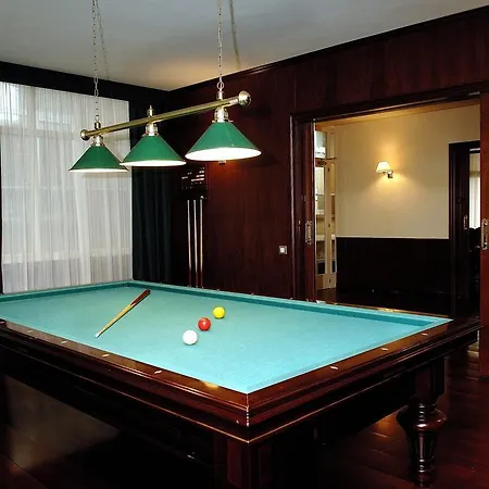 Hotel Hipocrates Curhotel