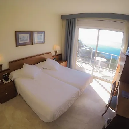 Hipocrates Curhotel Отель 4*