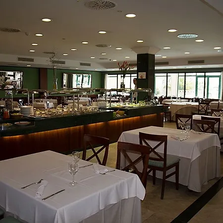 Hipocrates Curhotel Отель 4*