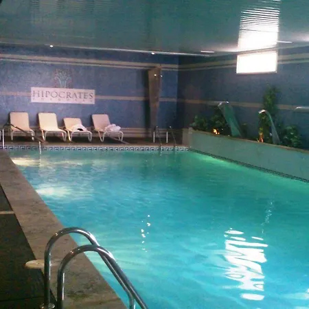 Отель Hipocrates Curhotel